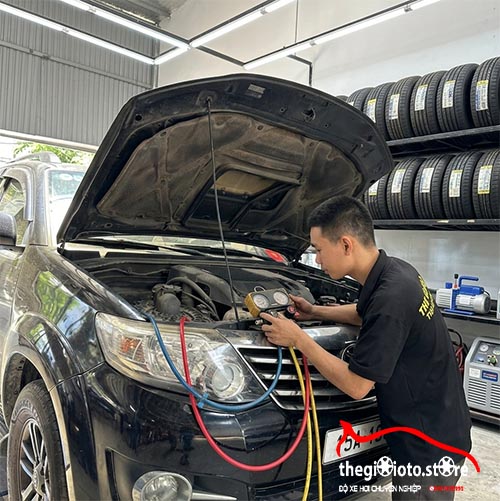 bom-ga-dieu-hoa-fortuner-chuyen-nghiep