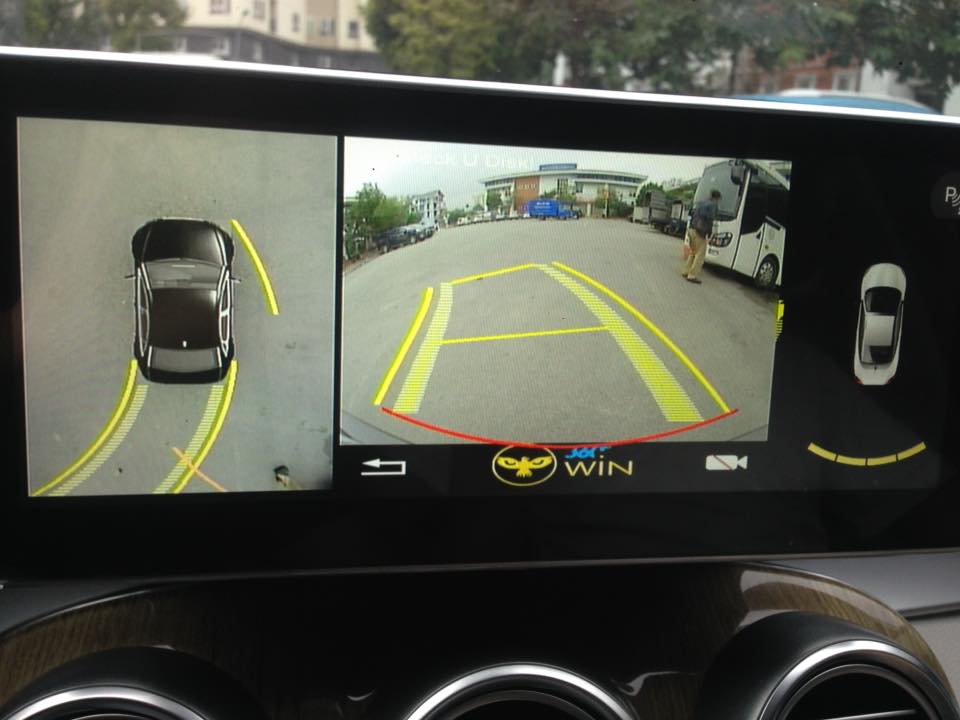 Độ camera 360 độ xe hơi