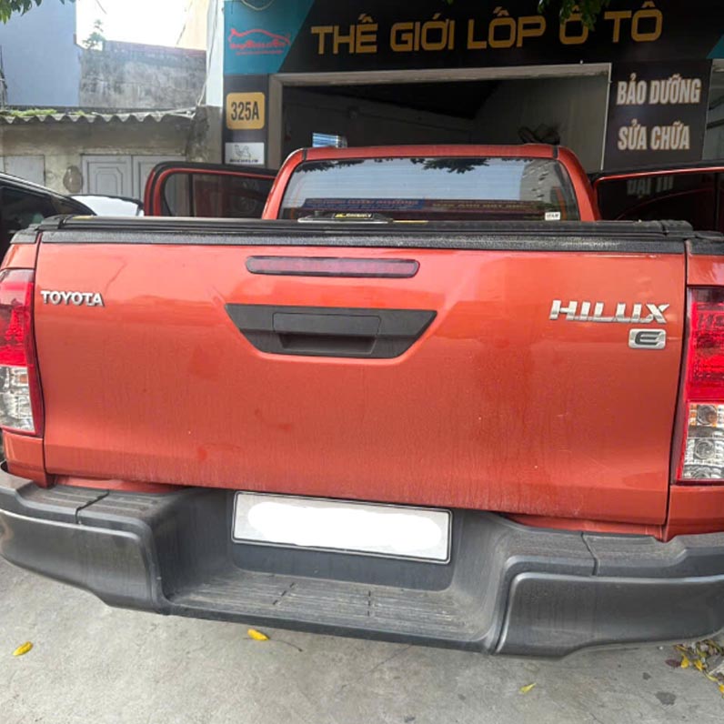 Nâng Cấp Cửa Gió Điều Hòa Hàng Ghế Thứ 2 Cho Toyota Hilux 
