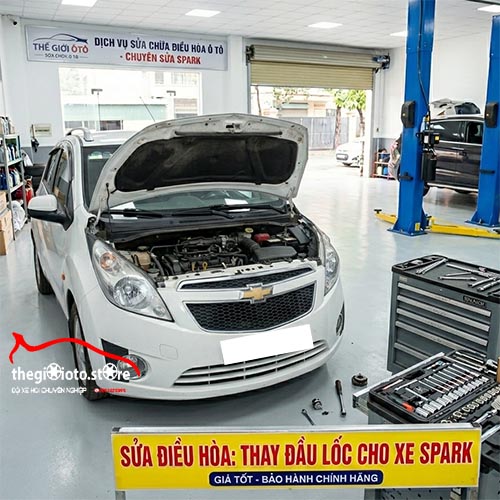 Sửa điều hòa – thay đầu lốc cho xe Spark