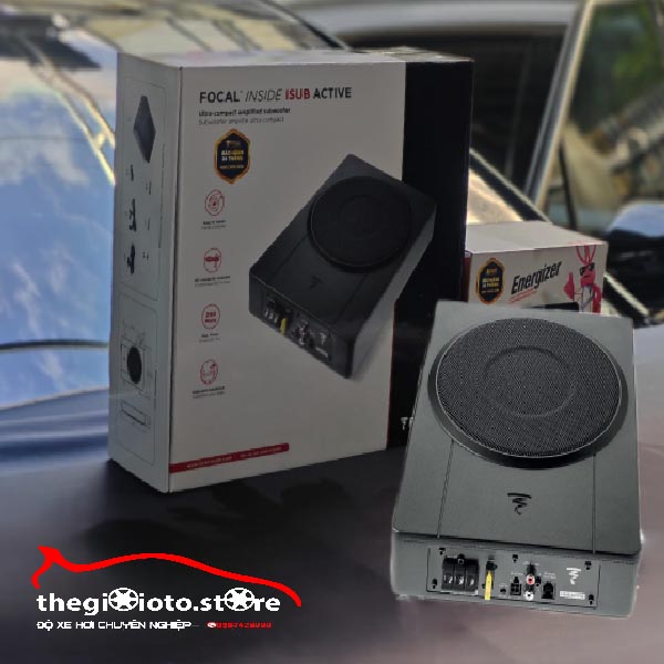 Loa sub gầm focal