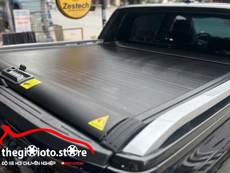 Độ lắp cuộn cơ xe Ranger XLS 2025